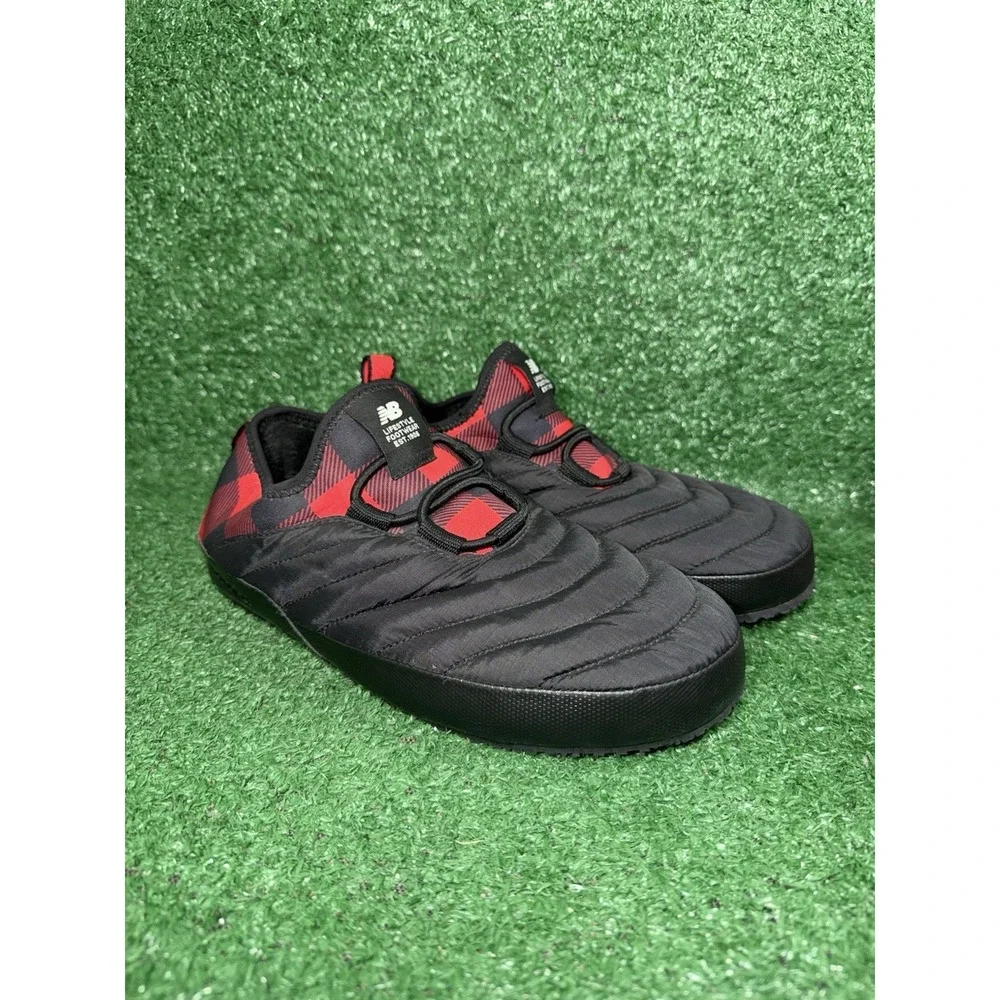 New Balance Mens 7 Caravan Moc Black‎ Red Slip On Shoes Comfort Walking Sneakers